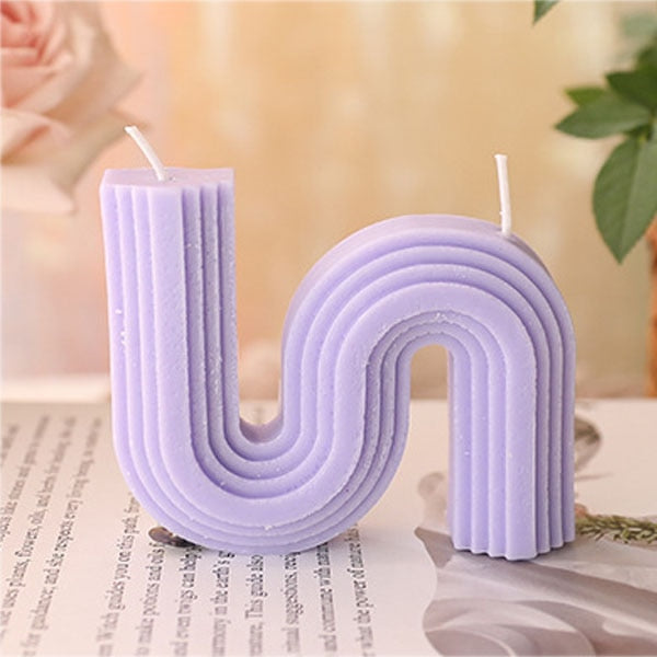 U-Shaped Geometric Scented Candle